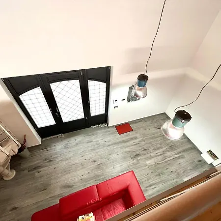 Arno Loft