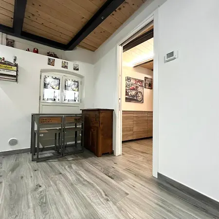 Arno Loft * Florence
