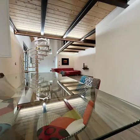 Arno Loft Apartment
